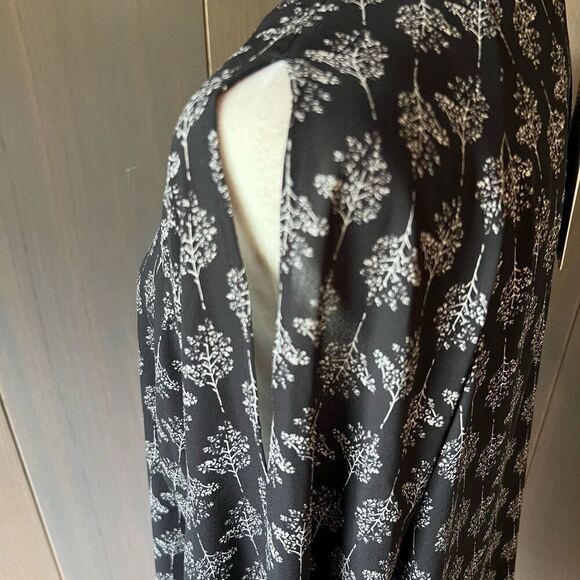 DR2 Blouse Cold Shoulder 1X *NWT* - Picture 8 of 12